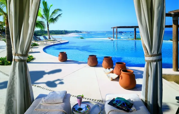 Picture sea, palm trees, pool