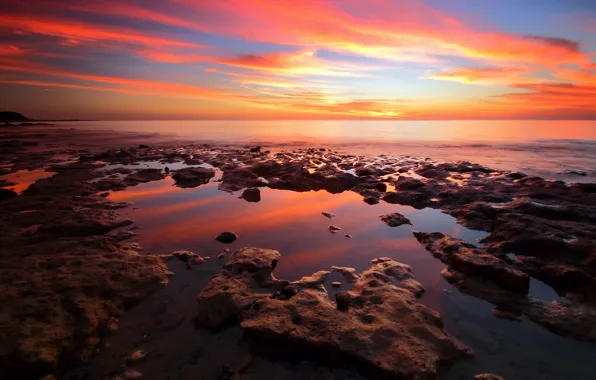 Picture sea, beach, stones, the evening, dawn