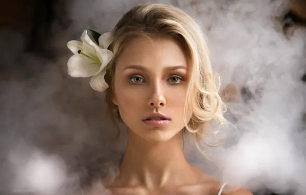 Picture girl, flower, green eyes, smoke, photo, photographer, model, bokeh