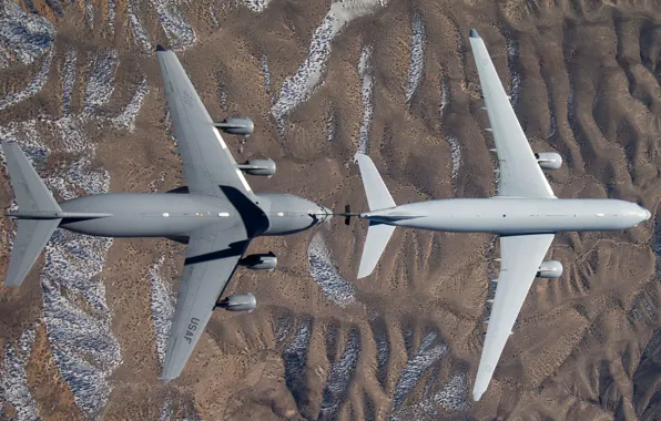 Picture refueling, USAF, C-17 Globemaster III, KC-30A