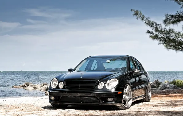 Picture sea, black, Mercedes Benz