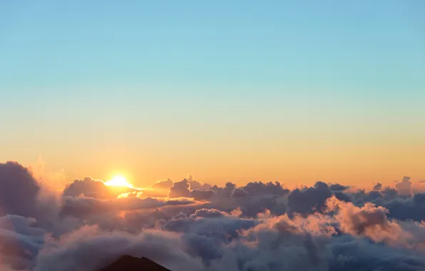 Picture the sky, clouds, landscape, nature, horizon