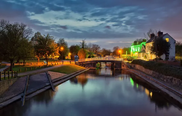 Night, bridge, lights, house, England, channel, Long Eaton