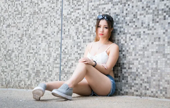 Picture summer, girl, face, wall, hair, shorts, legs, sitting