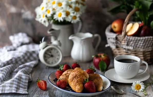 Picture berries, coffee, strawberry, croissant, Karina Klachuk