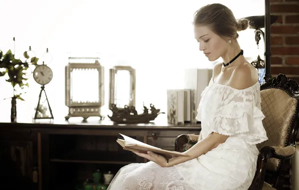 Picture girl, mood, book