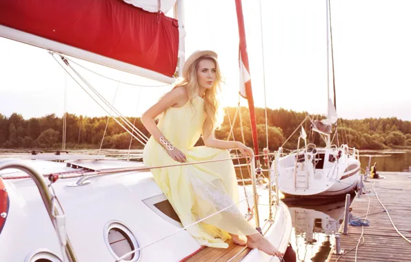 Picture style, hat, yacht, blonde, fashion