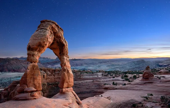 The sky, stars, sunset, stones, horizon, canyon, arch, Utah