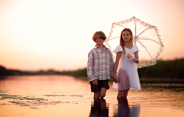 Picture umbrella, boy, girl