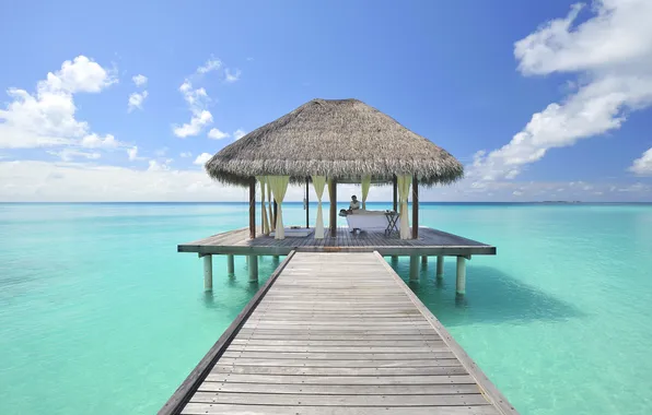 Picture sea, the Maldives, massage, green water