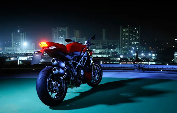 Picture night, the city, lights, ducati
