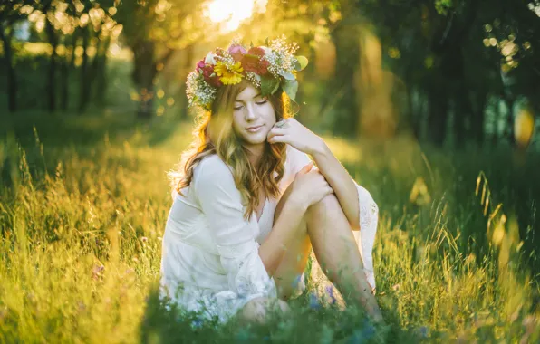 Picture grass, girl, wreath