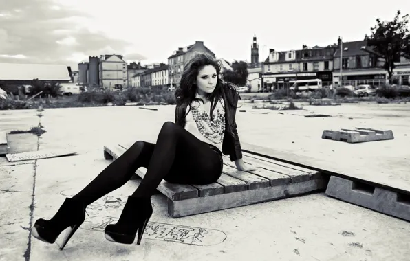 Picture look, the city, pose, clothing, Girl, brunette, legs