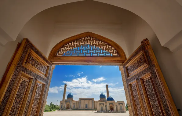 Mosque, the dome, the minaret, Uzbekistan, Tashkent