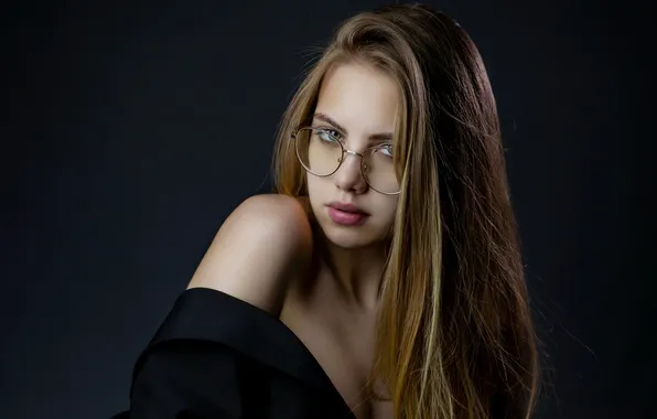 Girl, long hair, studio, model, face, blonde, red lipstick, indoors