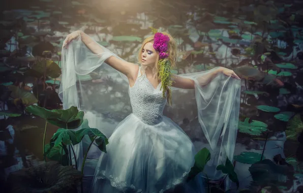 Picture girl, dress, in the water, water lilies