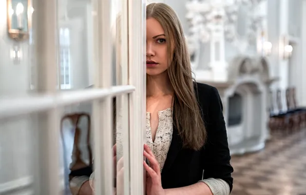 Pose, model, portrait, interior, makeup, hairstyle, brown hair, beauty