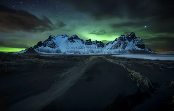 Picture mountains, night, Northern lights, Iceland, Have stokksnes