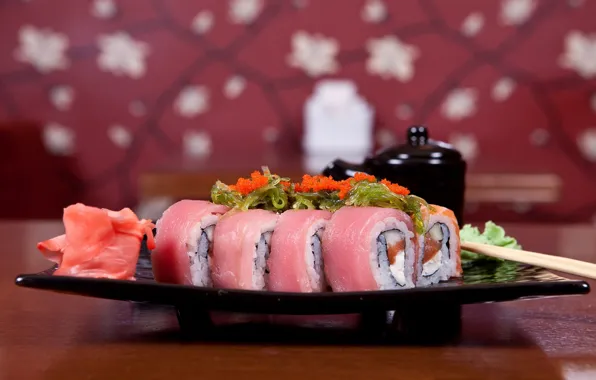 Figure, sushi, ginger, salmon