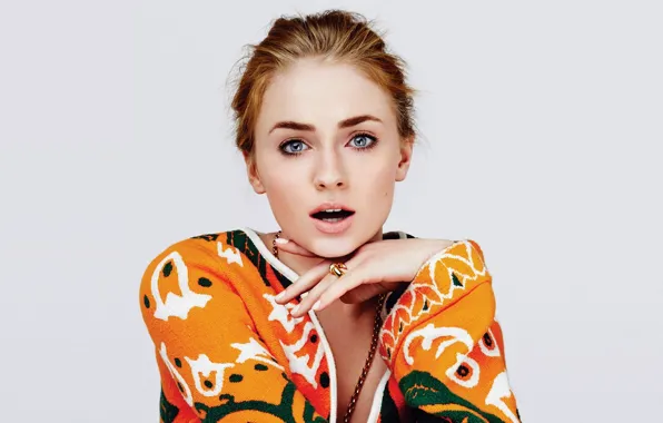 Beauty, look, actress, Sophie Turner, surprising