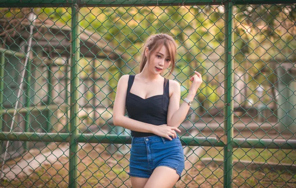 Picture sexy, pose, model, the fence, shorts, portrait, makeup, Mike