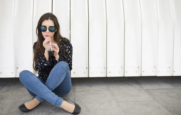 Picture girl, blouse, woman, young, beautiful, model, jeans, brunette