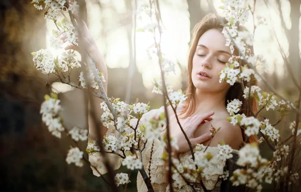 Picture girl, spring, garden