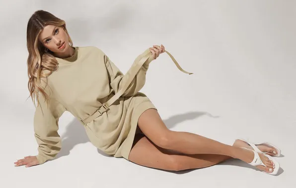 Picture girl, beautiful, model, adorable, Maggie Rawlins
