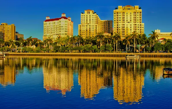 Picture the sky, the sun, palm trees, boat, home, FL, USA, promenade