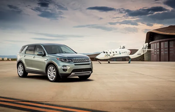 Picture the plane, sport, hangar, Land Rover, the airfield, Discovery, Sport, crossover