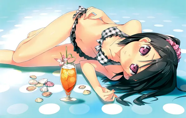 Cocktail, shell, circles, vacation, blue background, thingies, lying on his side, in bikini