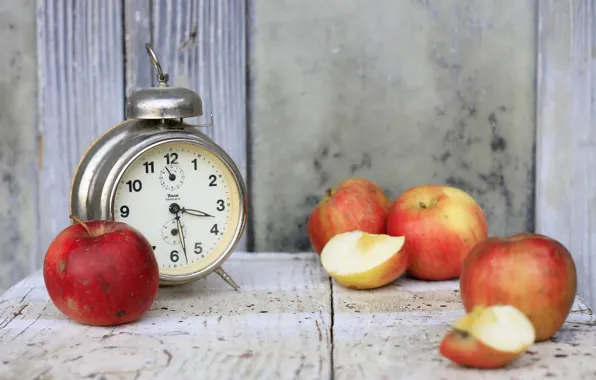 Apples, watch, alarm clock
