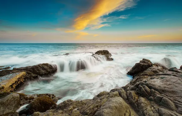 Sea, the sky, landscape, stones