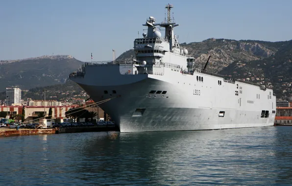 Picture French Navy, Mistral, helicopter