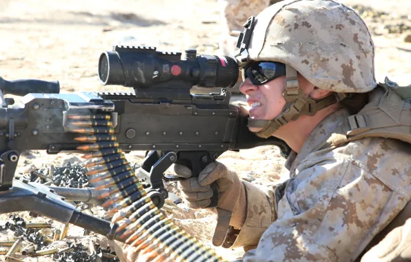 Gun, soldier, weapon, pearls, machine gun