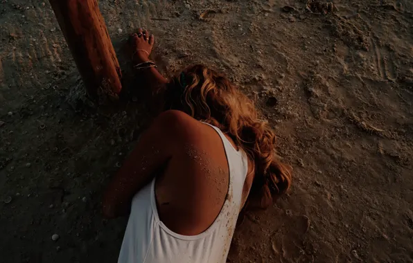 Sand, photoshoot, Ashley Benson, Ashley Benson, 2015, Find Your California