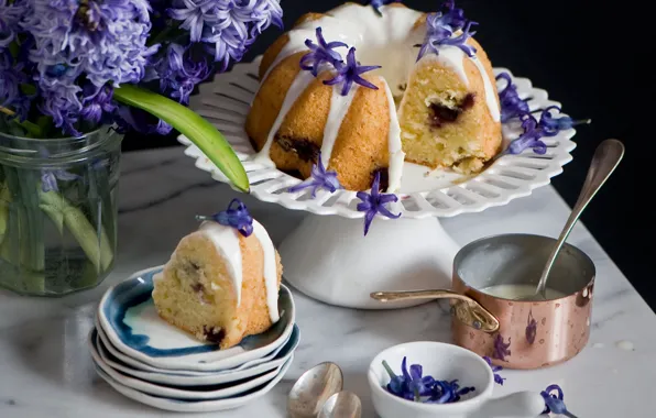 Picture glaze, cupcake, hyacinth