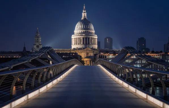 Night, the city, London