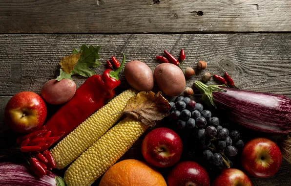 Apples, corn, grapes, pepper, fruit, vegetables, nuts, potatoes