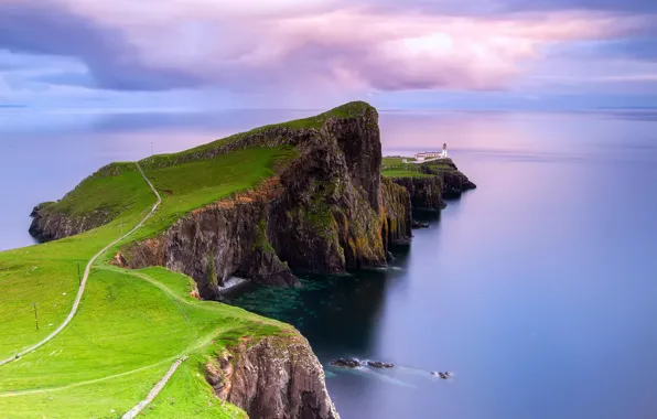 Picture lighthouse, Scotland, on the edge, Isle of Skye, Neist point, the archipelago of the Inner …