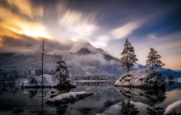 Picture winter, mountains, lake, morning