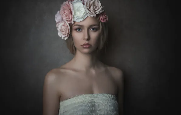MAKEUP, WREATH, PORTRAIT, Theresa, Michael Schnabl, SPONGE