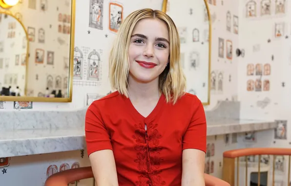 Girl, Smile, Actress, Actress, Kiernan SHIPKA, Kiernan Shipka