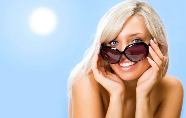 Picture the sky, girl, smile, glasses, blonde