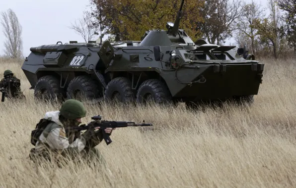 Soldiers, BTR-80, APC