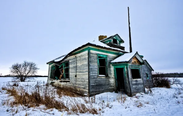Picture winter, snow, house, devastation