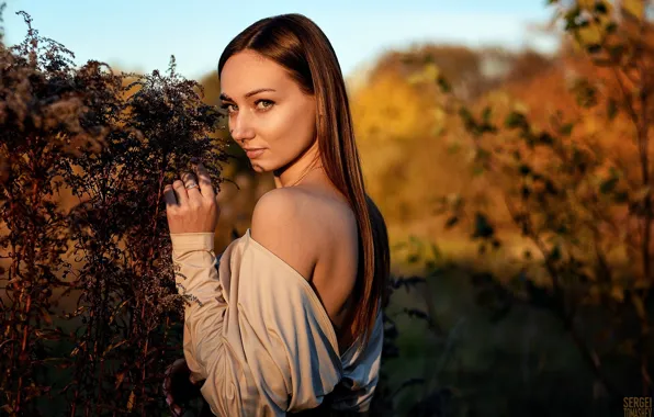 Look, the sun, nature, pose, model, portrait, makeup, hairstyle