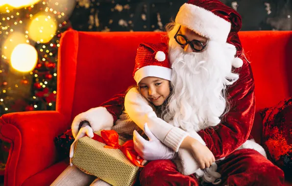 Light, pose, smile, sofa, box, gift, hands, glasses