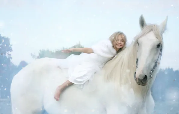 Picture winter, white, look, face, snow, joy, nature, pose