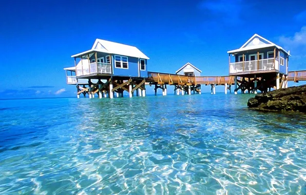 Picture the ocean, the hotel, Bermuda
